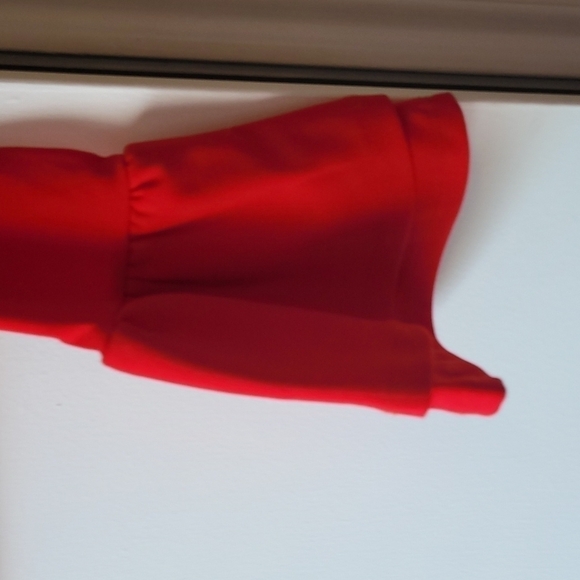 Forever 21 Mini Off Shoulder Top With Puff Sleeves Red Size Small - Picture 6 of 6